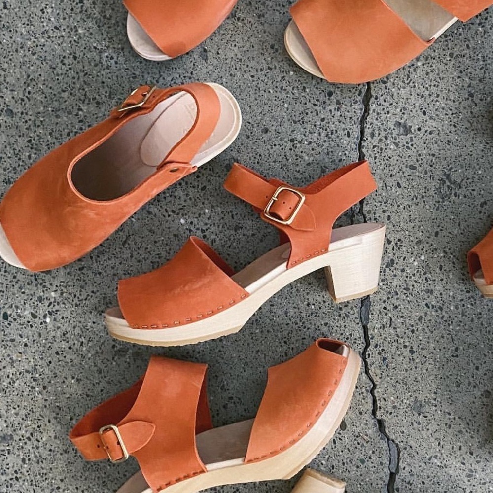 Bryr Emma Mid-heel Spanish Toe in Paprika Nubuck Sz. 38